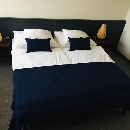 Jonathan Bed&pizza 3* 코마롬