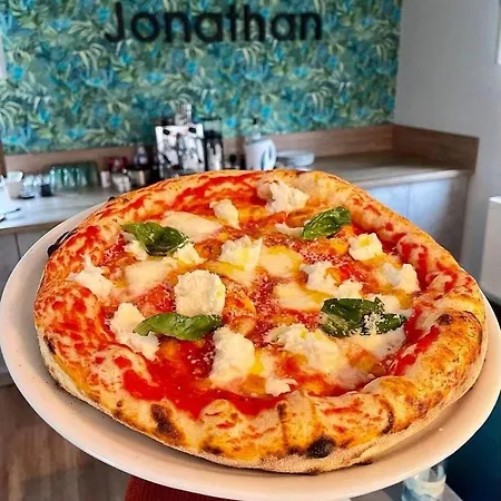 Jonathan Bed&pizza