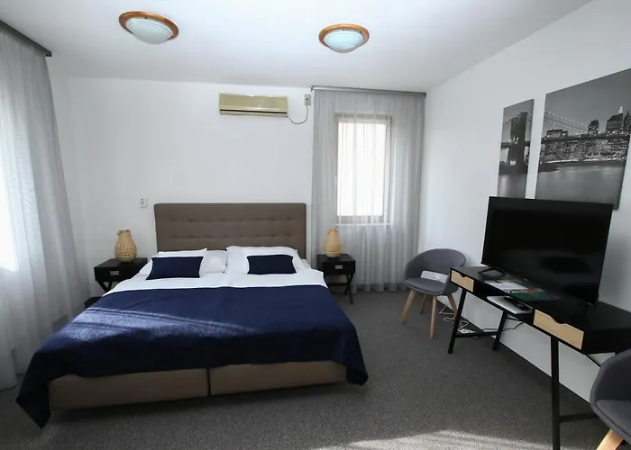 Jonathan Bed&pizza Bed and breakfast Komárom